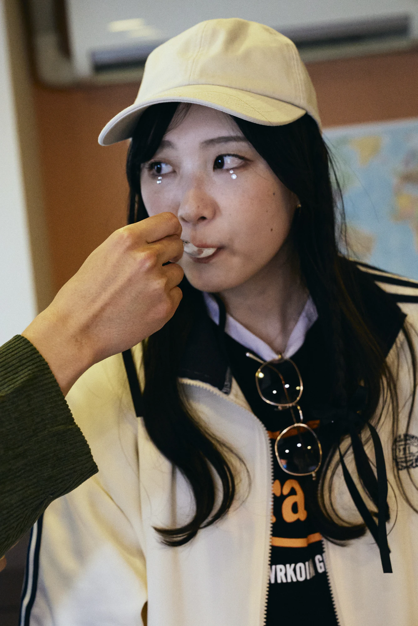 ジェラートを楽しむふたり